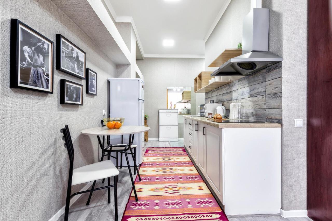 Cosy flat in the city center Astana Ngoại thất bức ảnh